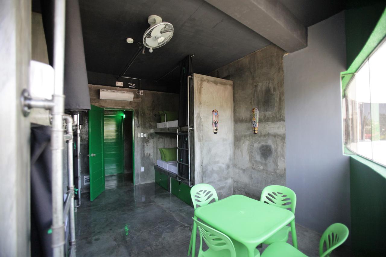 W Hostel Boracay Боракай Экстерьер фото