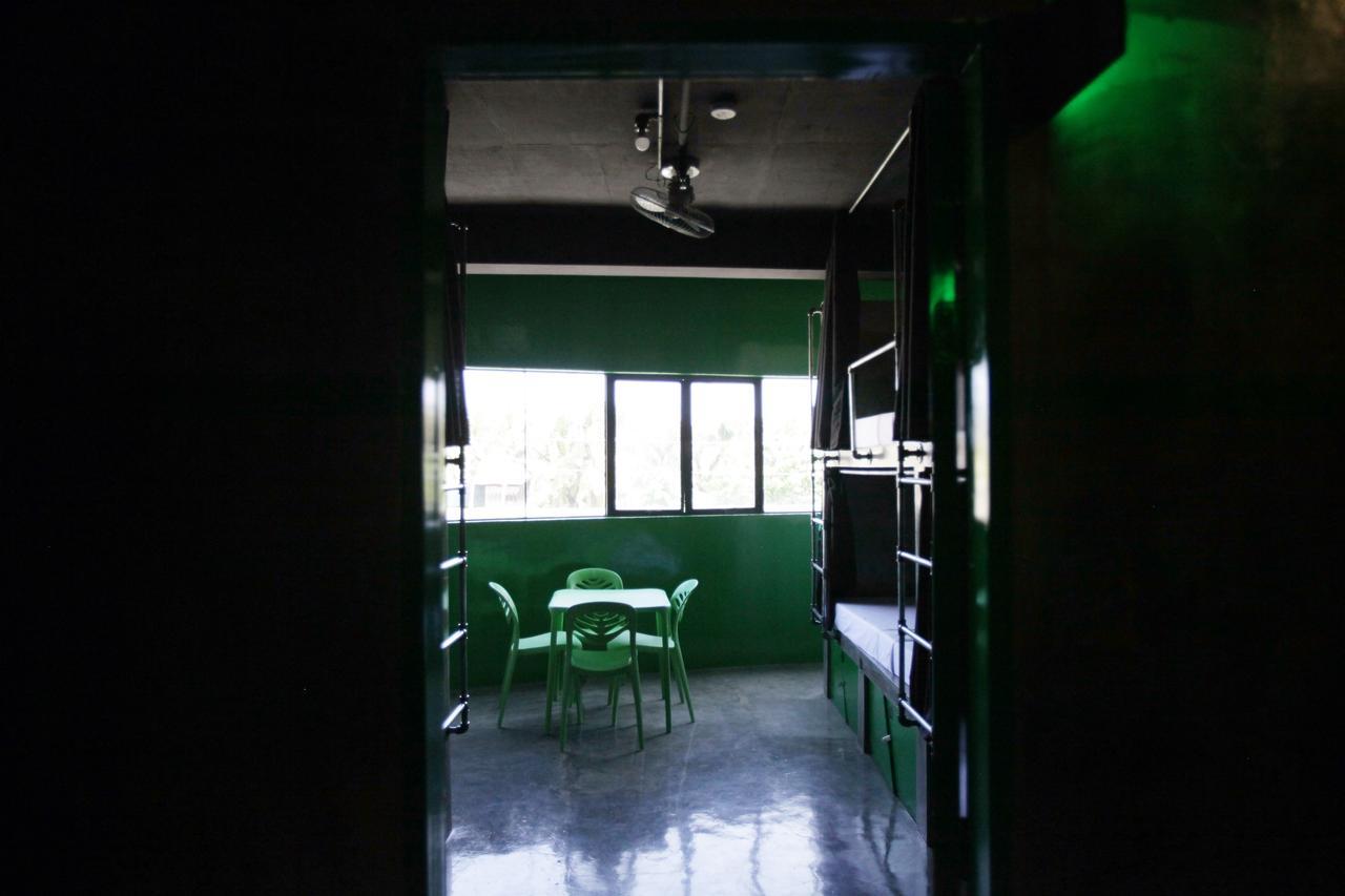 W Hostel Boracay Боракай Экстерьер фото
